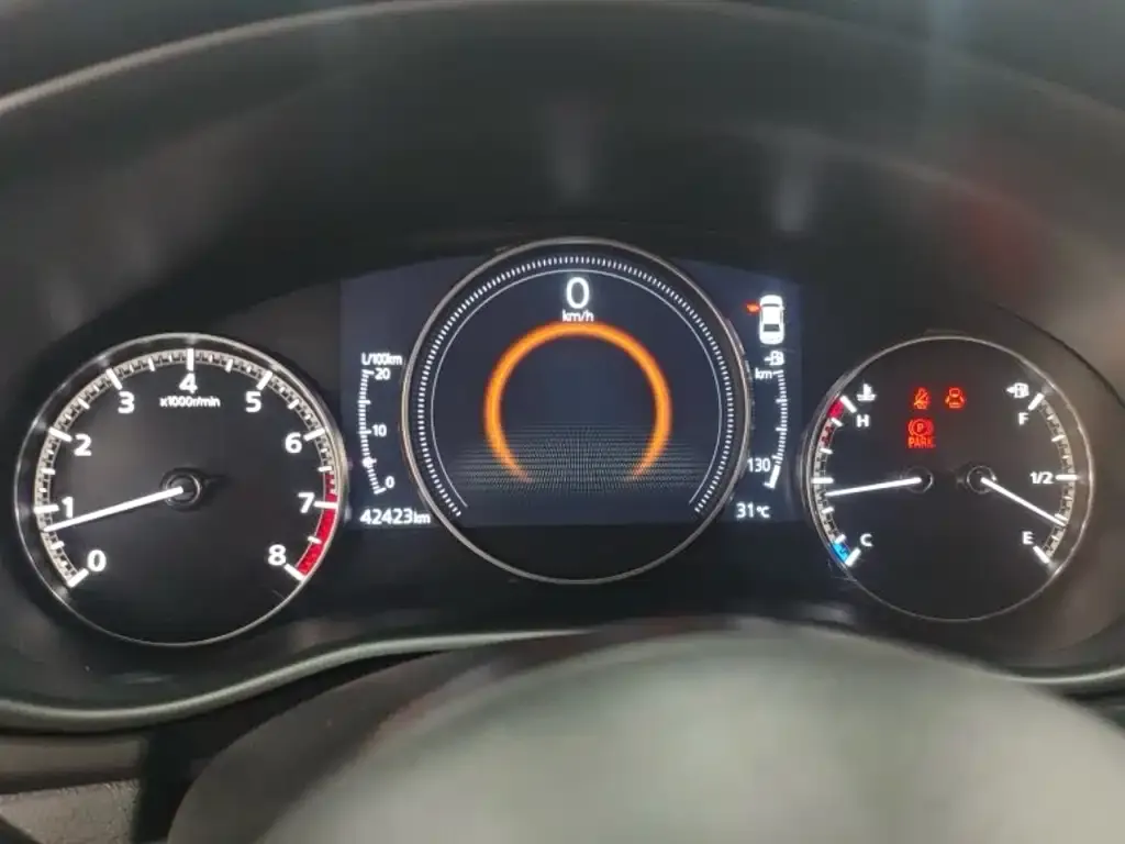Mazda 3 Axela 2023 из CN, фото 4