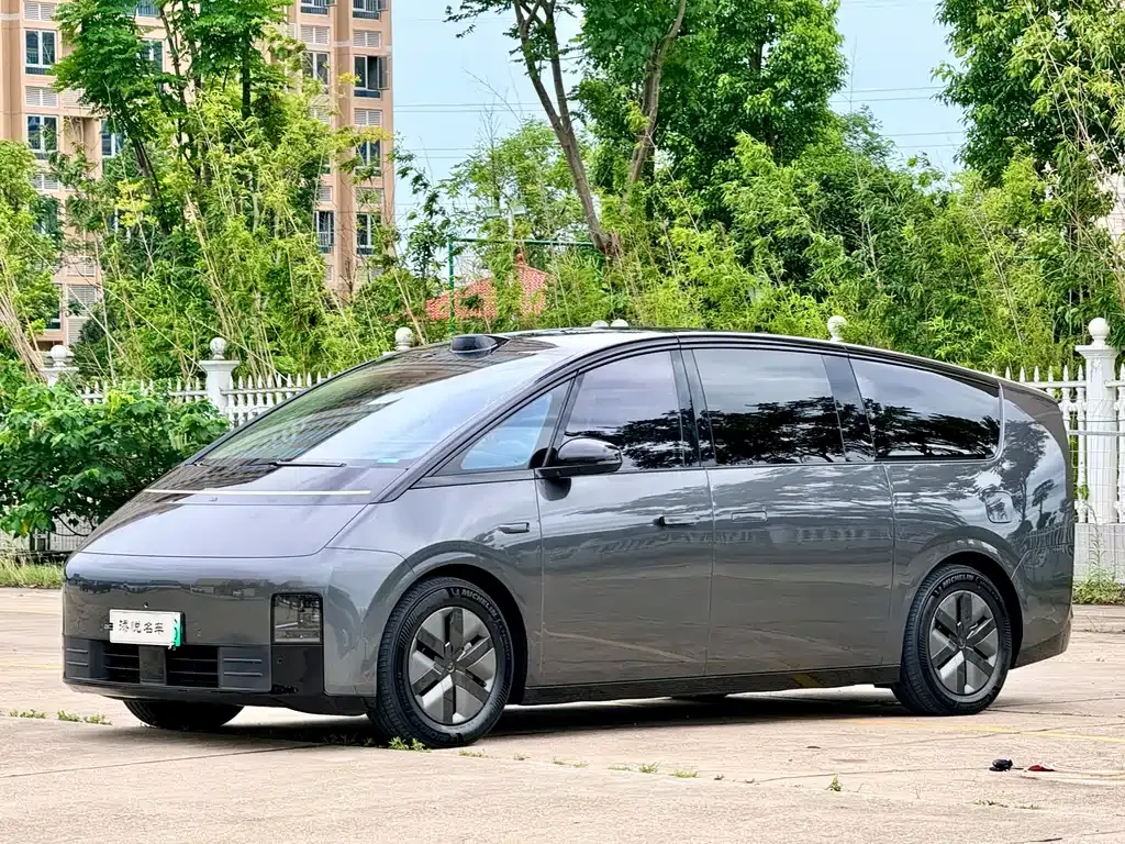 Li Auto MEGA 2024 из CN, фото 9