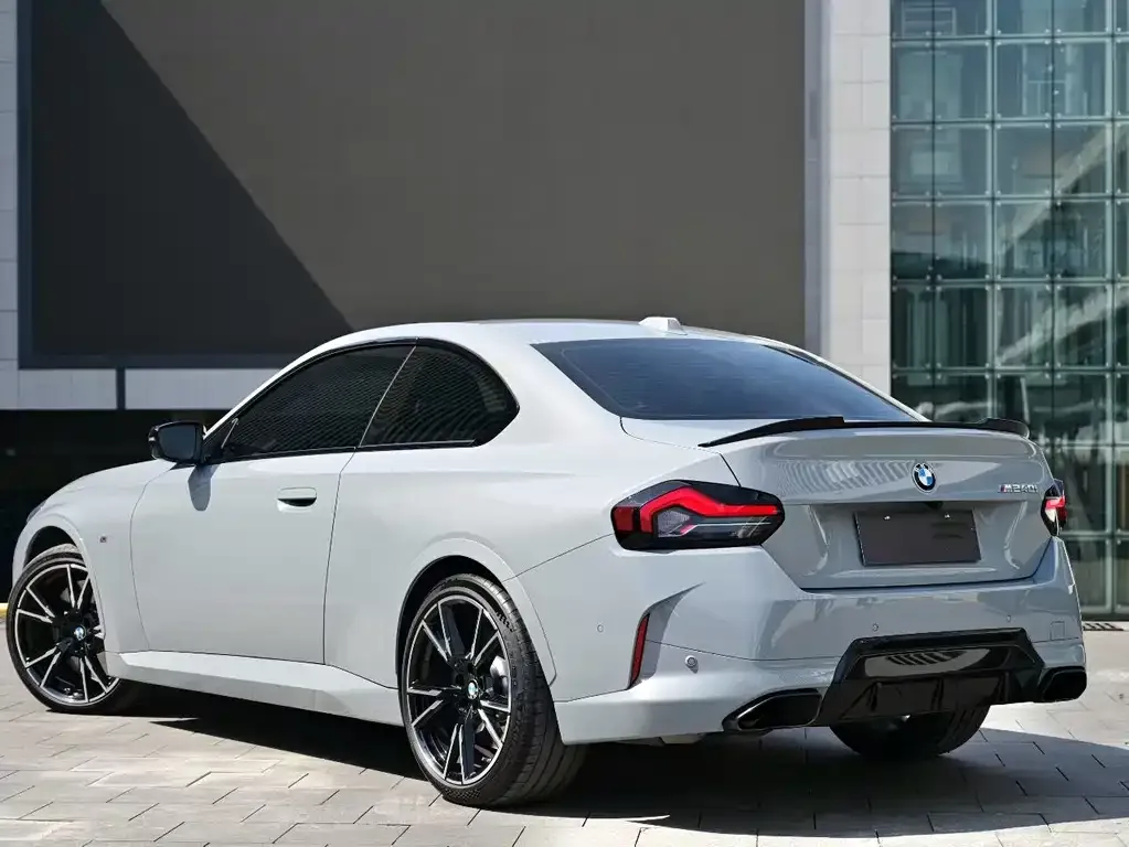 BMW M240i — фото 6