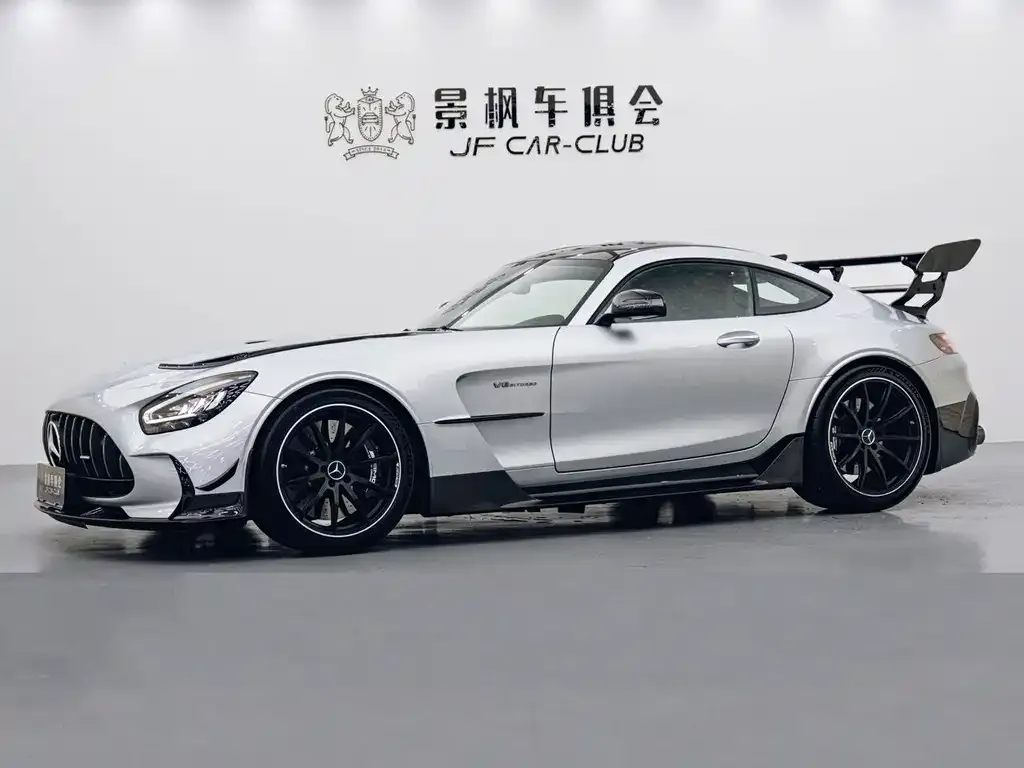 Mercedes-Benz AMG GT — фото 1