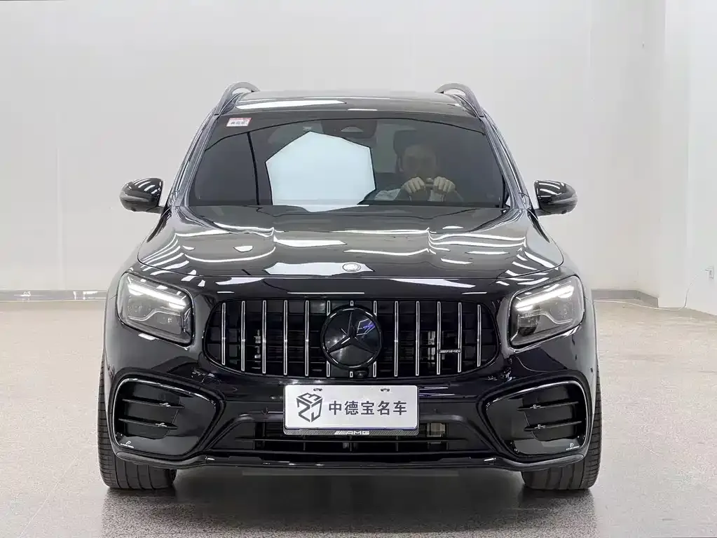 Mercedes-Benz GLB AMG — фото 2