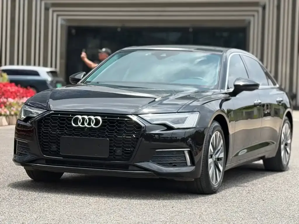 Audi A6L — фото 5