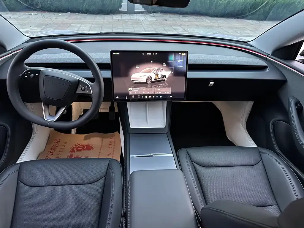 Tesla Model 3 — фото 5