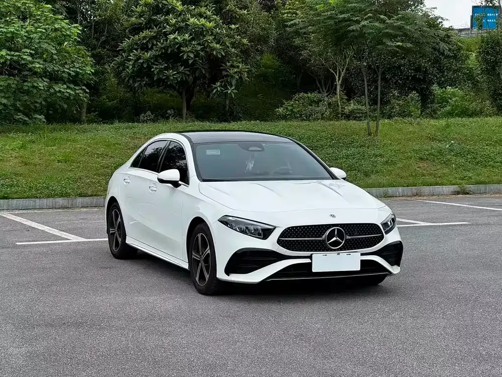 Mercedes-Benz A-Class — фото 9