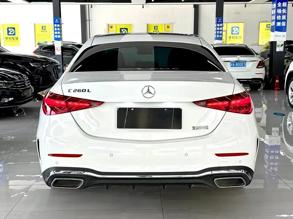 Mercedes-Benz C-Class — фото 10