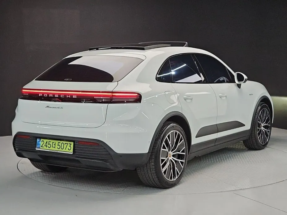 Porsche Macan — фото 3