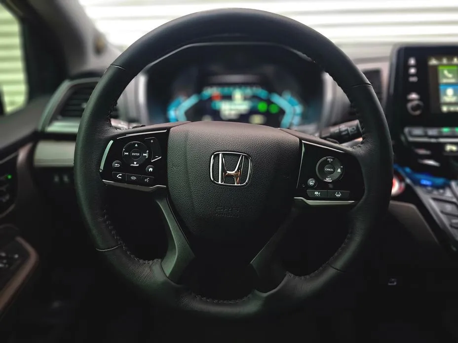 Honda Odyssey — фото 4