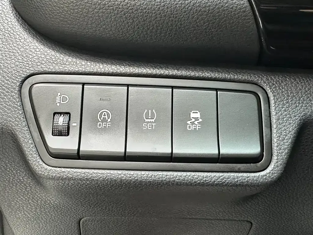 Kia KX3 — фото 10