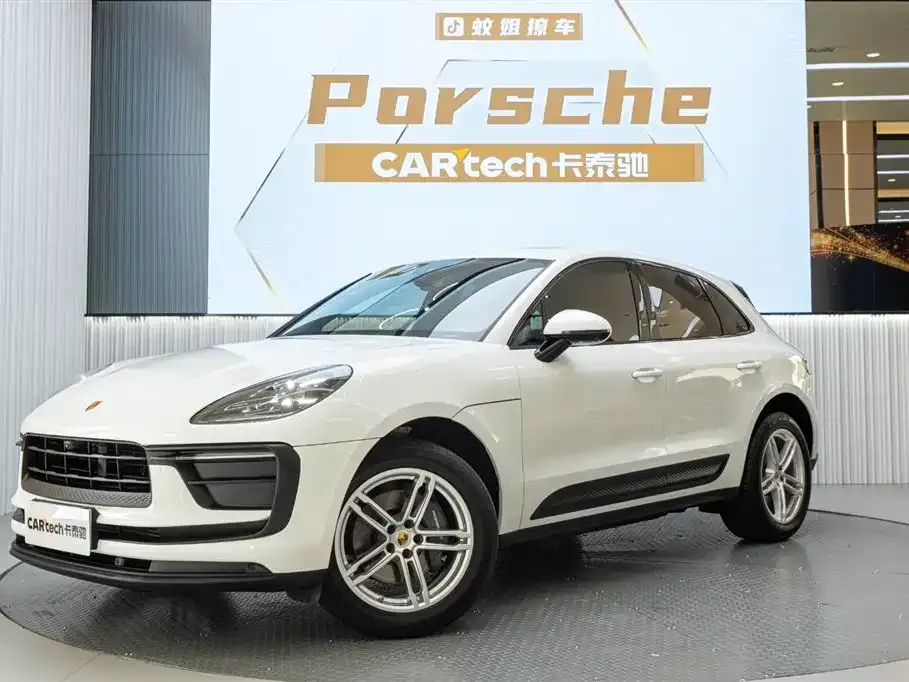 Porsche Macan — фото 1