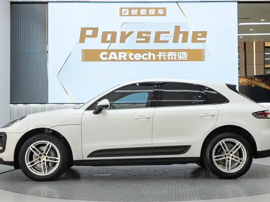Porsche Macan — фото 8