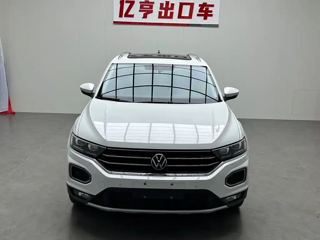 Volkswagen T-Roc — фото 5