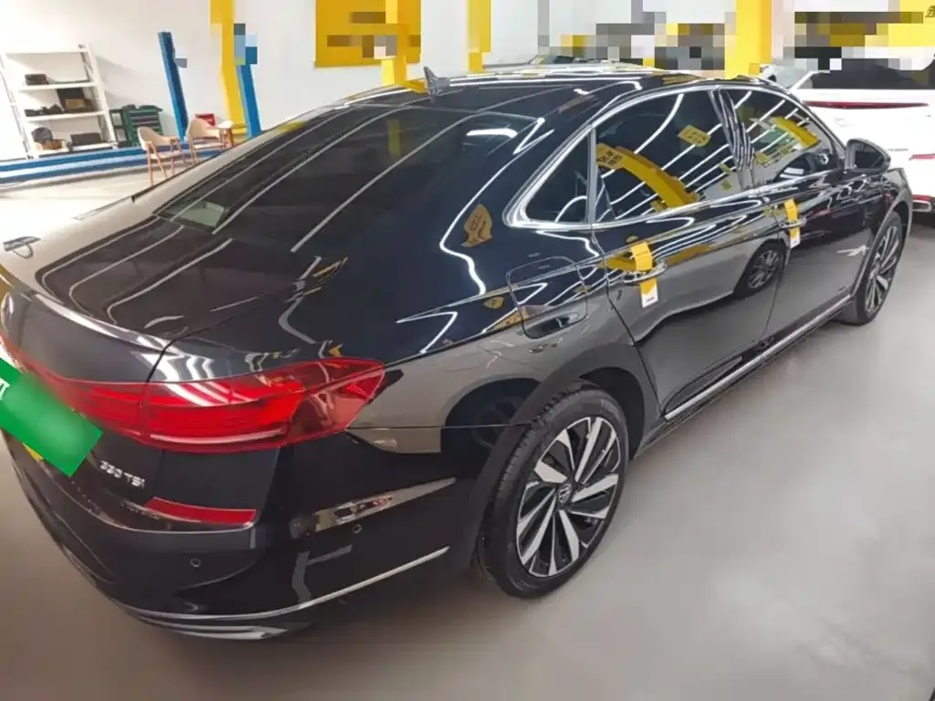 Volkswagen Passat — фото 3