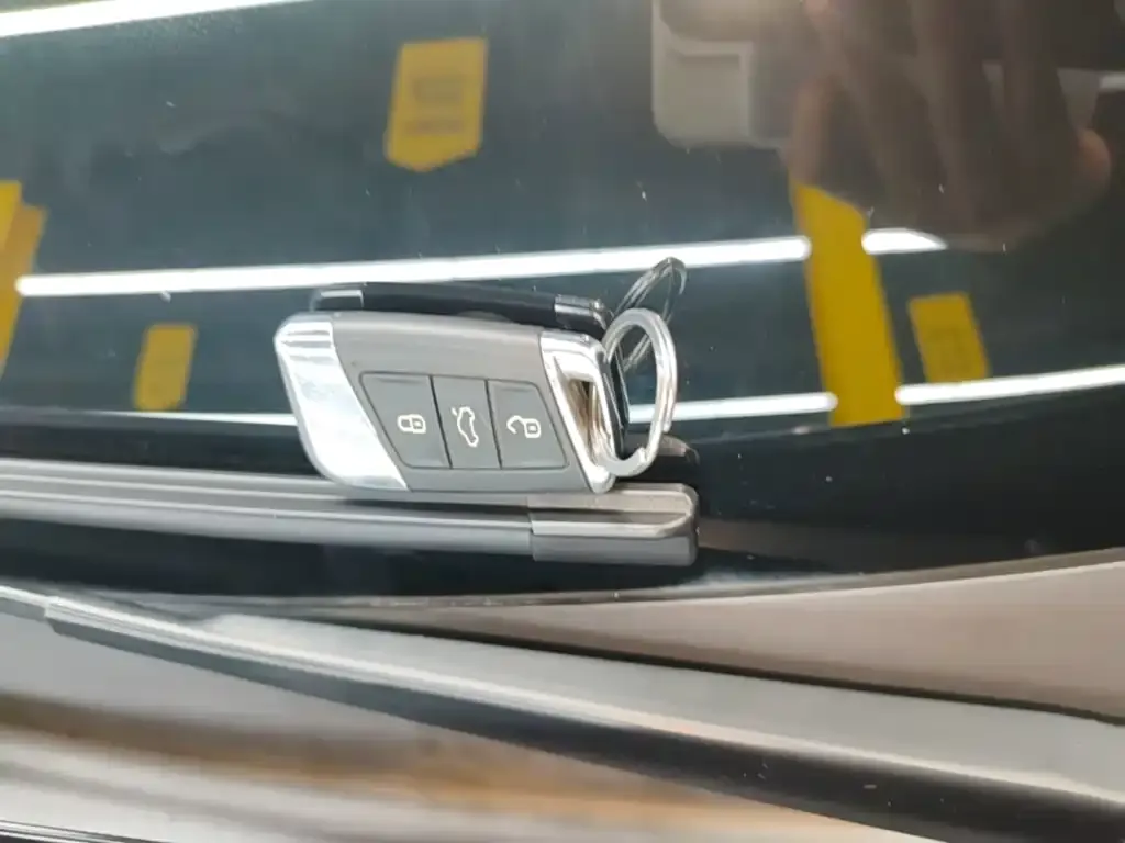 Volkswagen Passat — фото 2