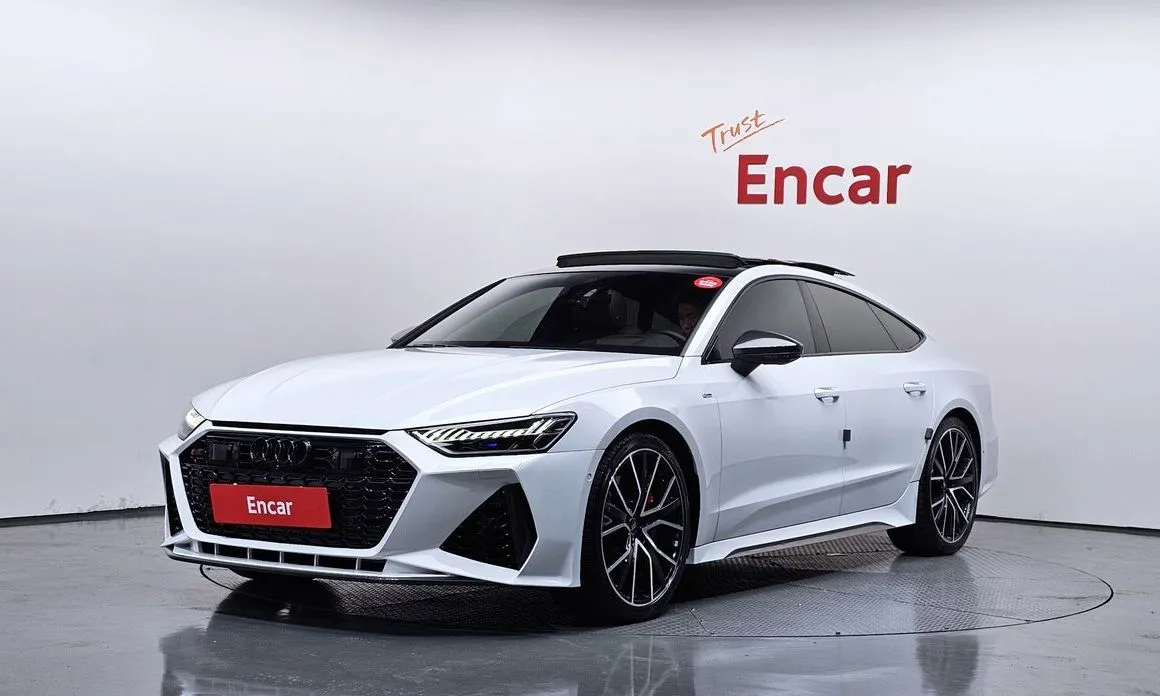 Audi A7 — фото 1