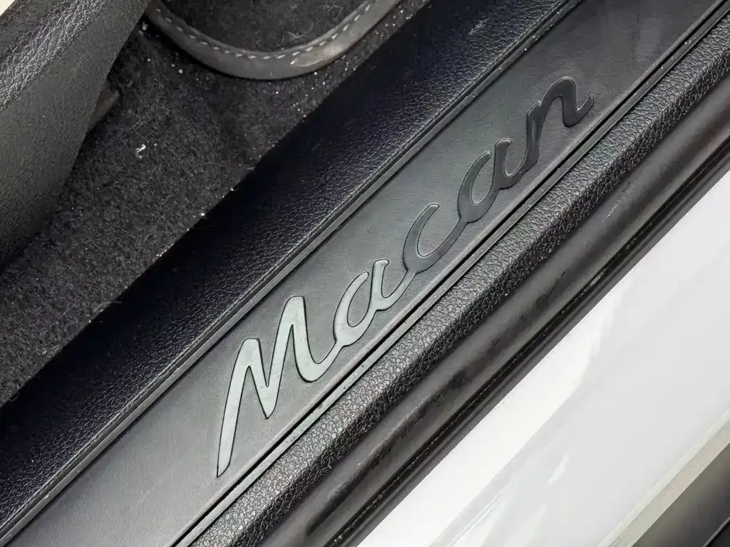 Porsche Macan — фото 8