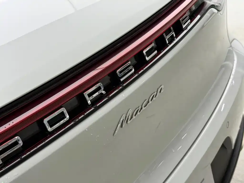 Porsche Macan — фото 7