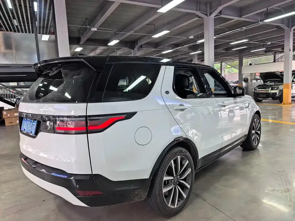 Land Rover Discovery — фото 8
