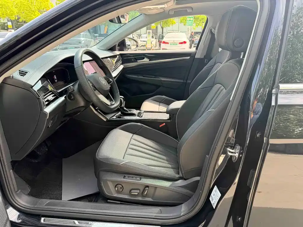 Volkswagen Passat — фото 8