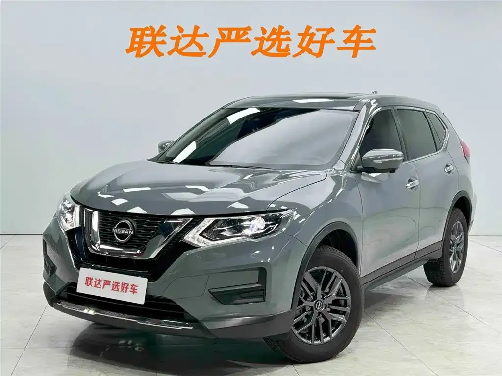 Nissan X-Trail — фото 1