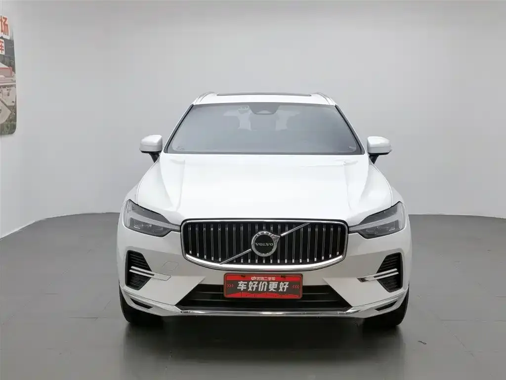 Volvo XC60 — фото 2
