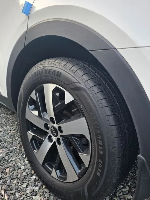 Kia Sorento — фото 2