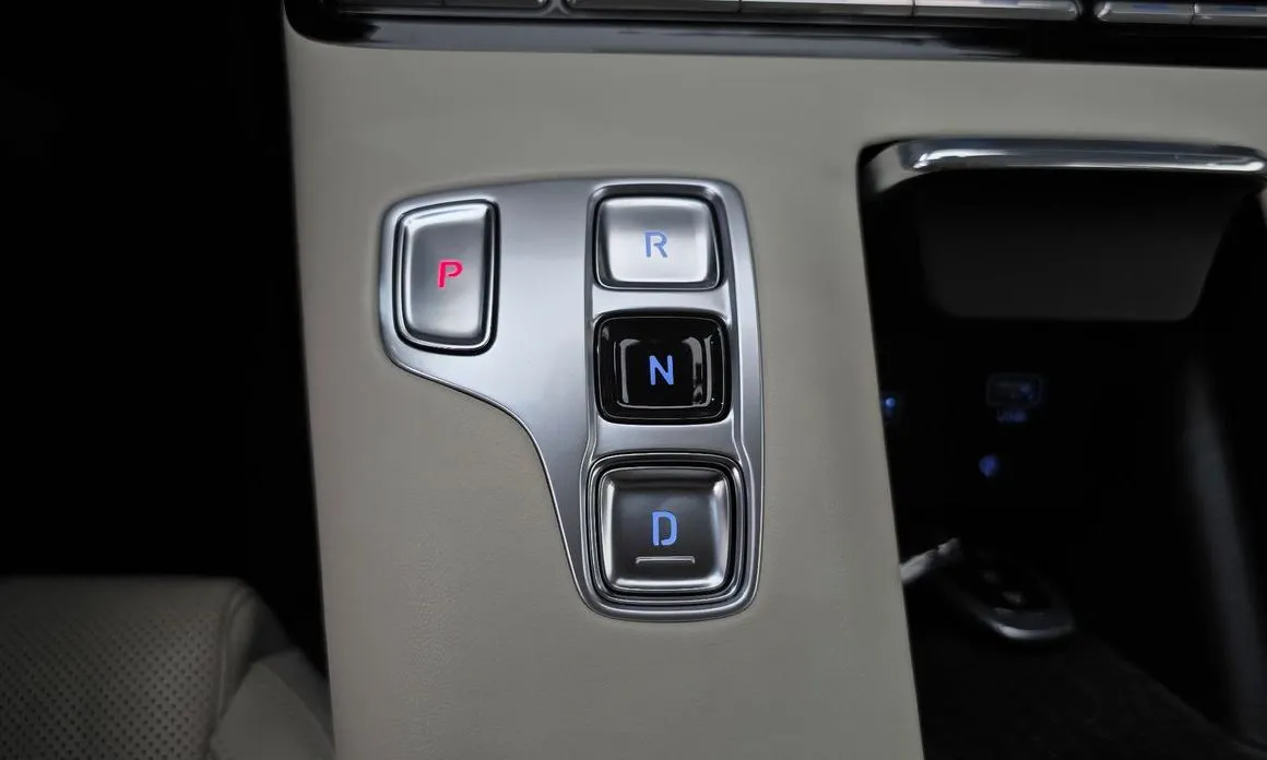 Hyundai Grandeur — фото 10