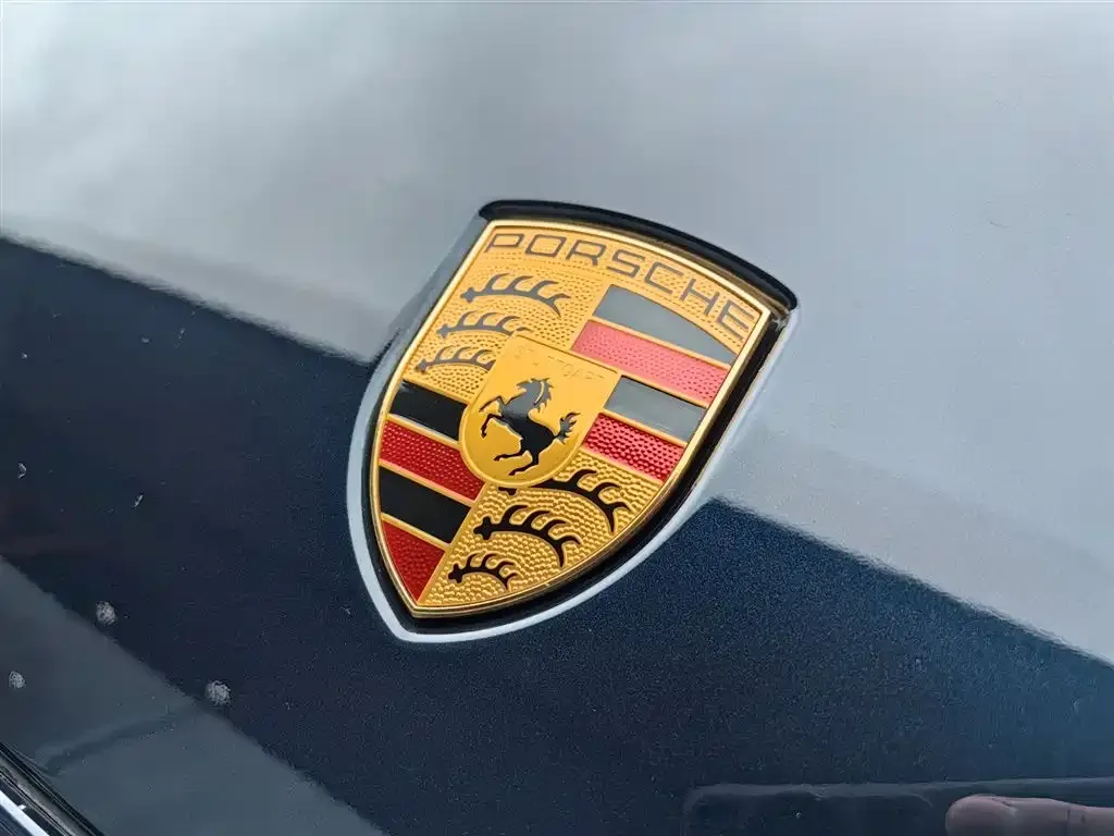Porsche Cayenne — фото 2