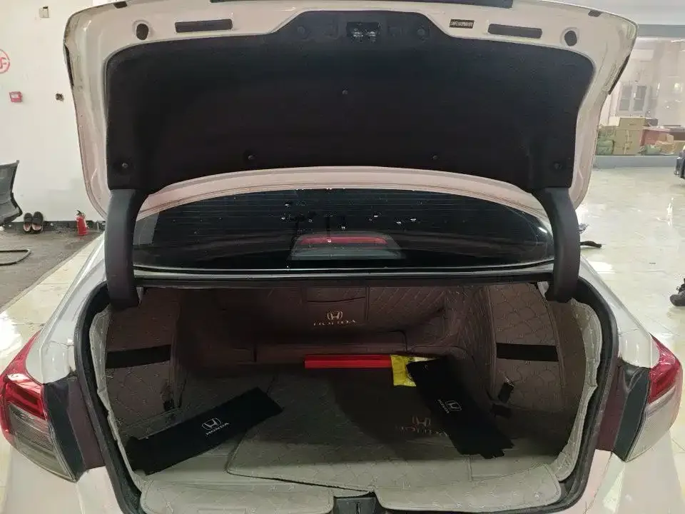 Honda Civic 2023 из CN, фото 4