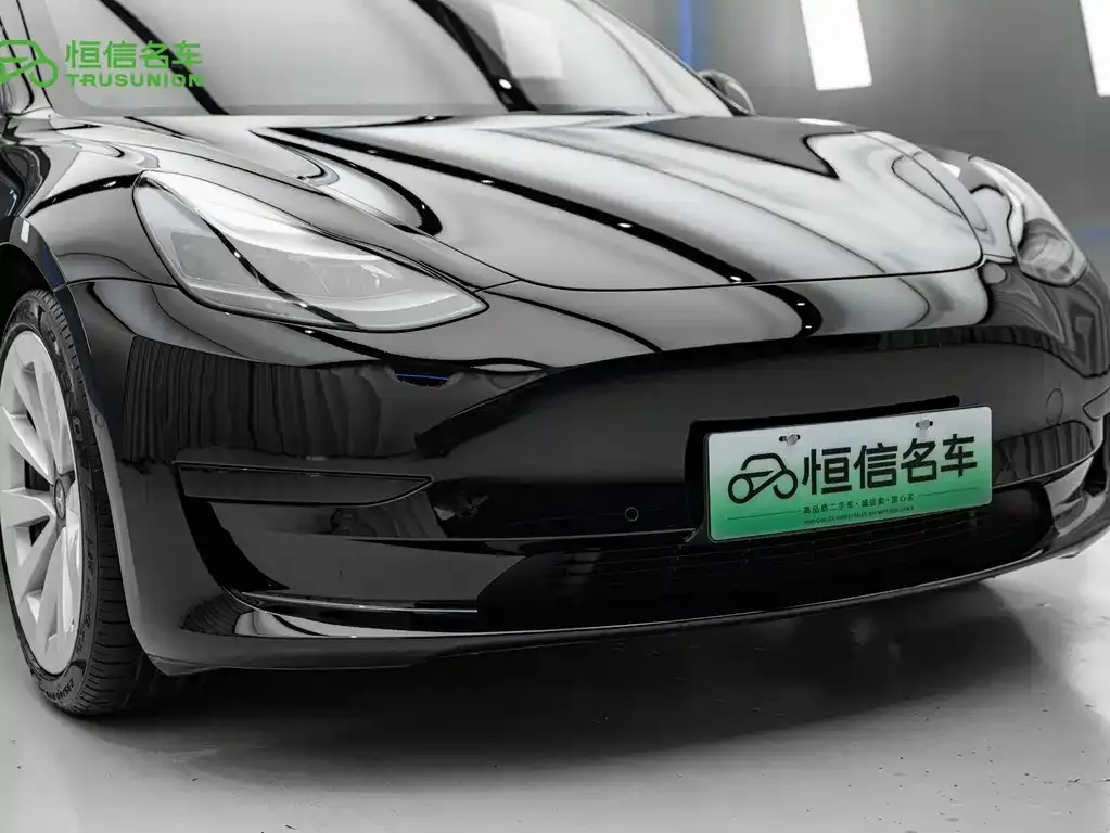Tesla Model 3 — фото 10