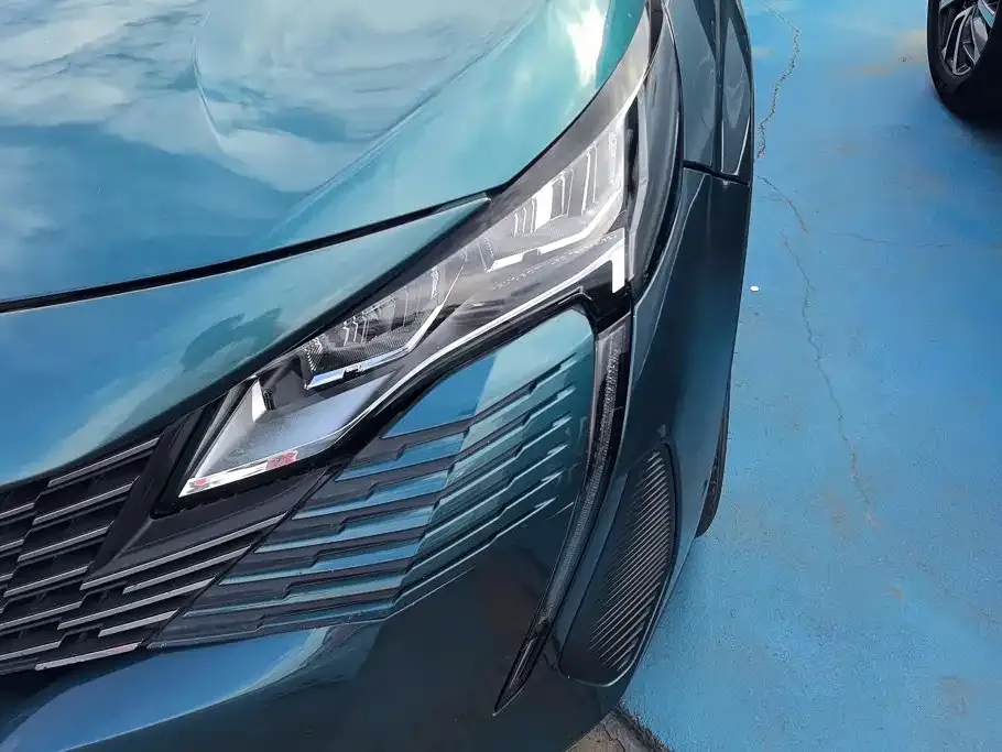 Peugeot 5008 — фото 4