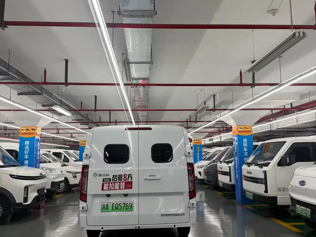 Dongfeng 睿立达V8E — фото 7