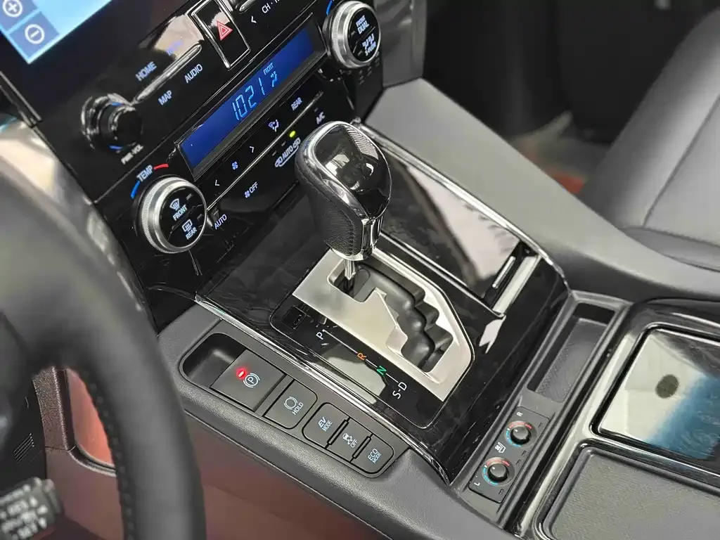 Toyota Vellfire 2022 из CN, фото 6