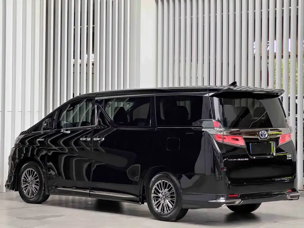 Toyota Vellfire 2022 из CN, фото 3