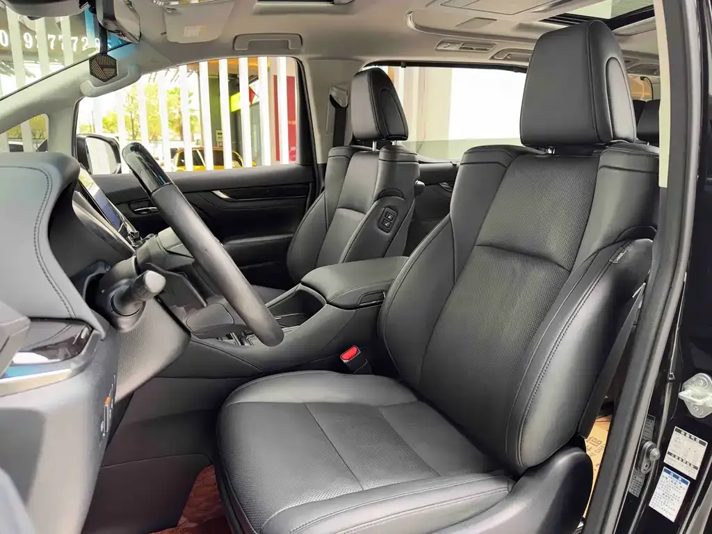 Toyota Vellfire 2022 из CN, фото 10