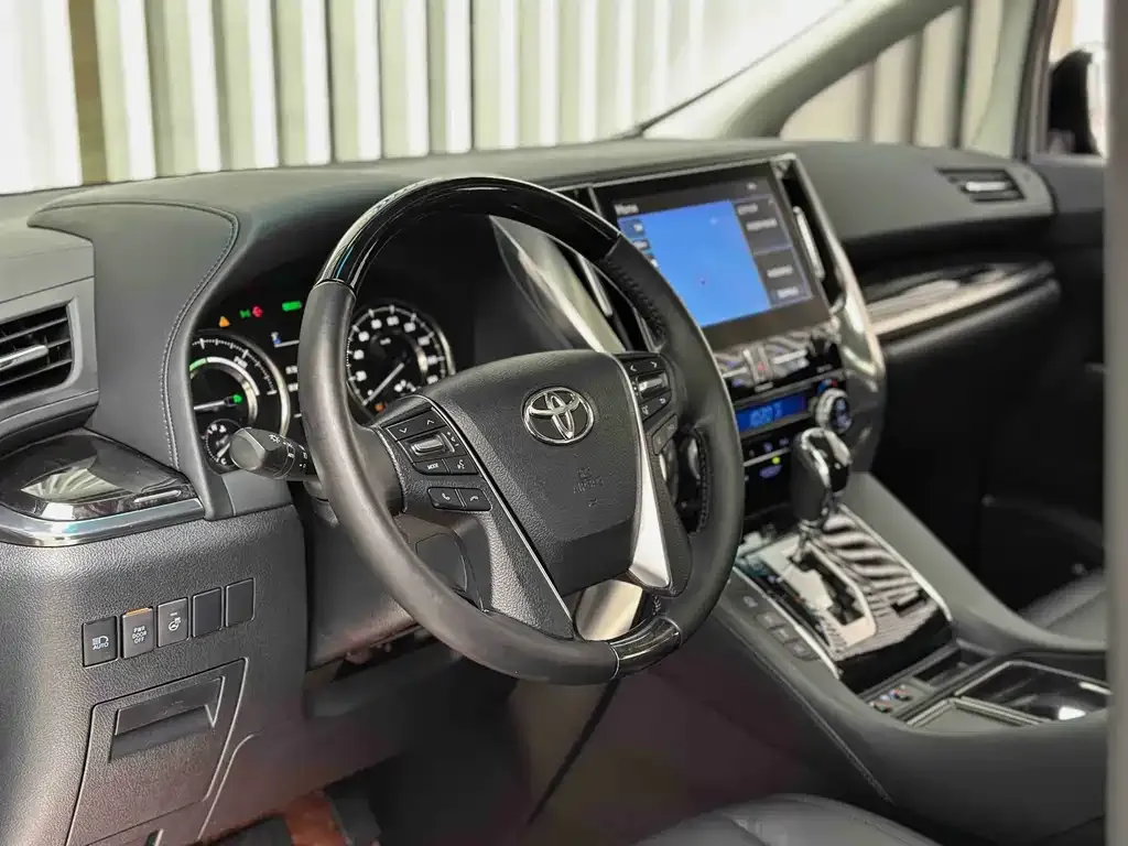 Toyota Vellfire 2022 из CN, фото 5