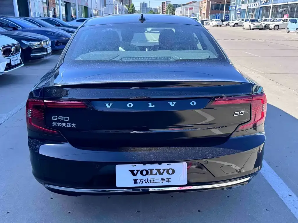 Volvo S90 — фото 10