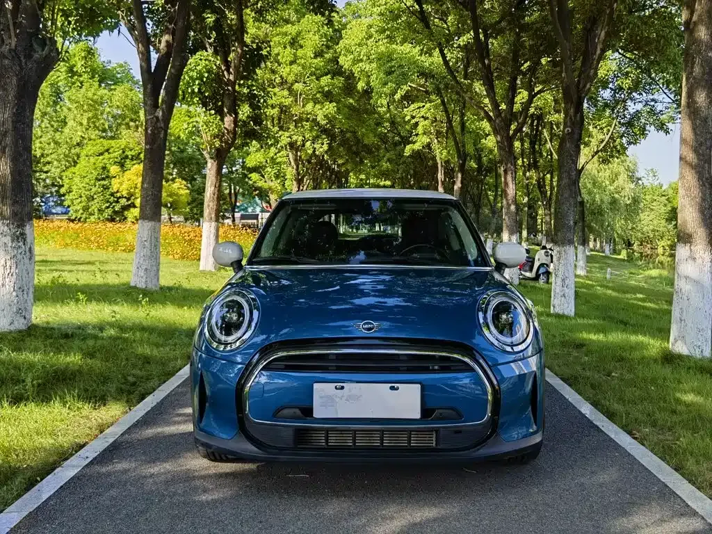 MINI Cooper (3-door) — фото 9