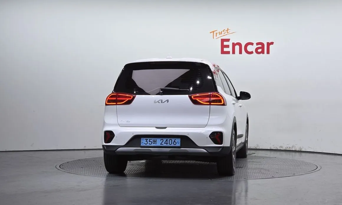 Kia Niro 2023 из KR, фото 3