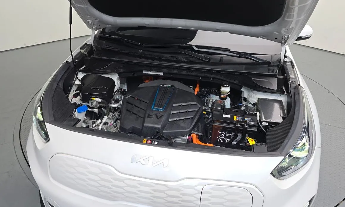 Kia Niro 2023 из KR, фото 8