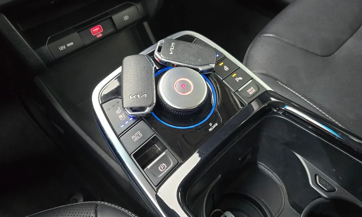 Kia Niro 2023 из KR, фото 9