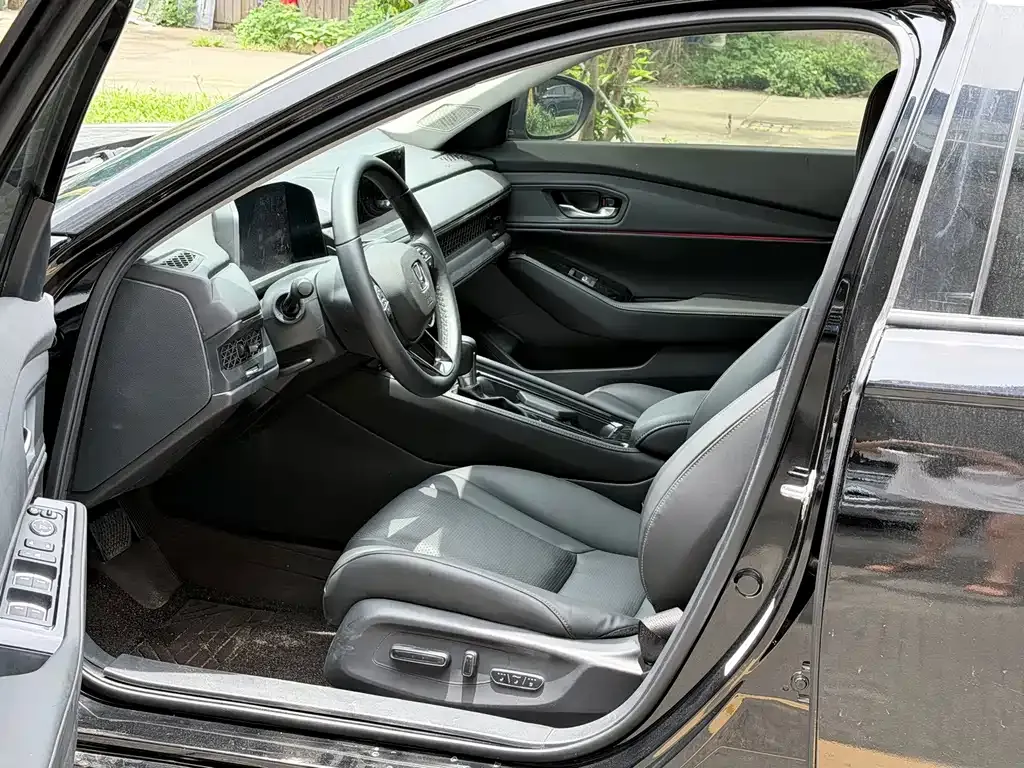Honda Accord — фото 4