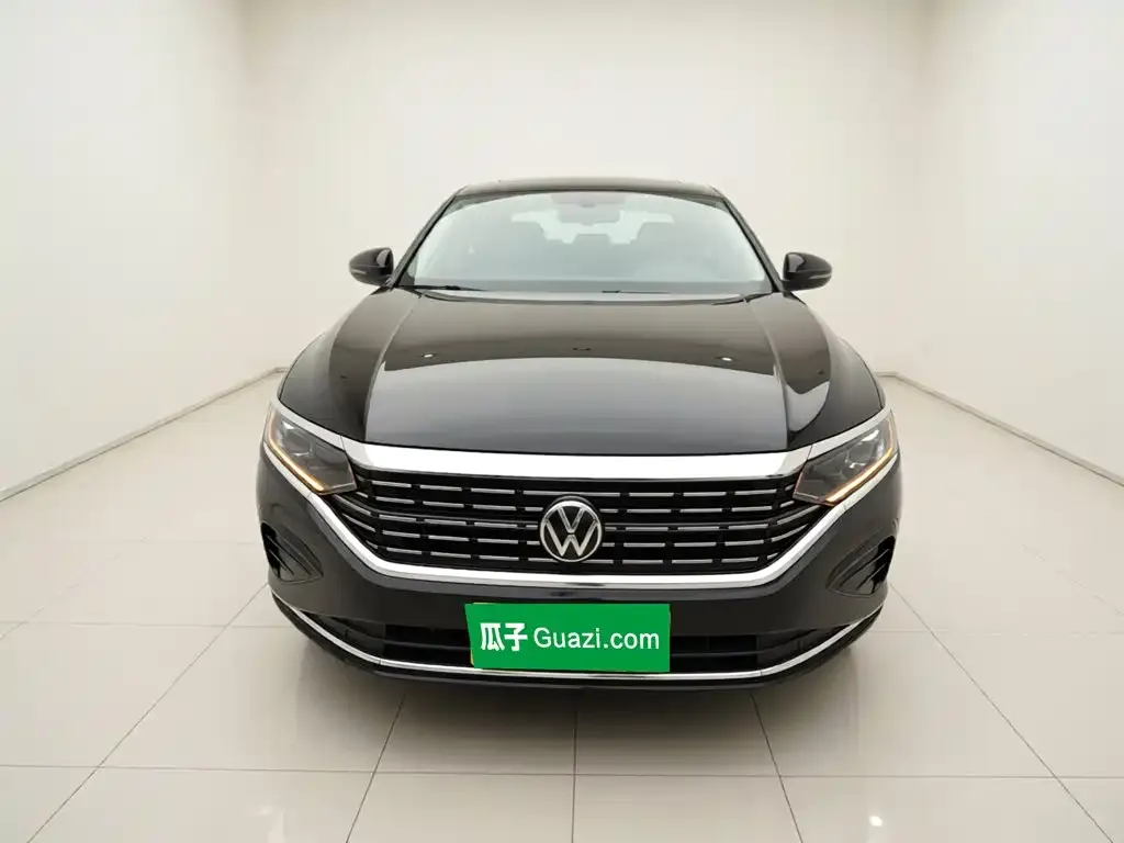 Volkswagen Passat — фото 8