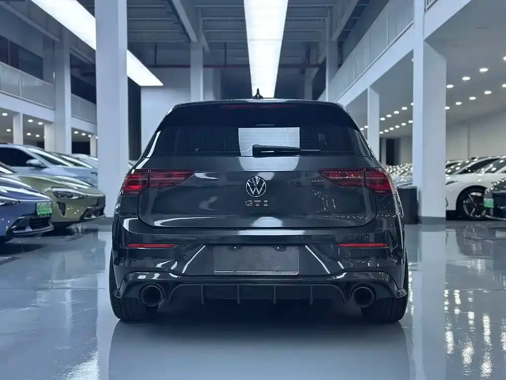 Volkswagen Golf GTI — фото 2