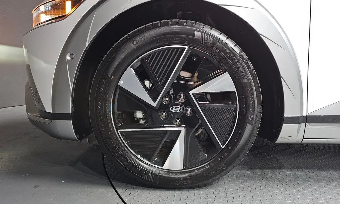Hyundai Ioniq5 — фото 9