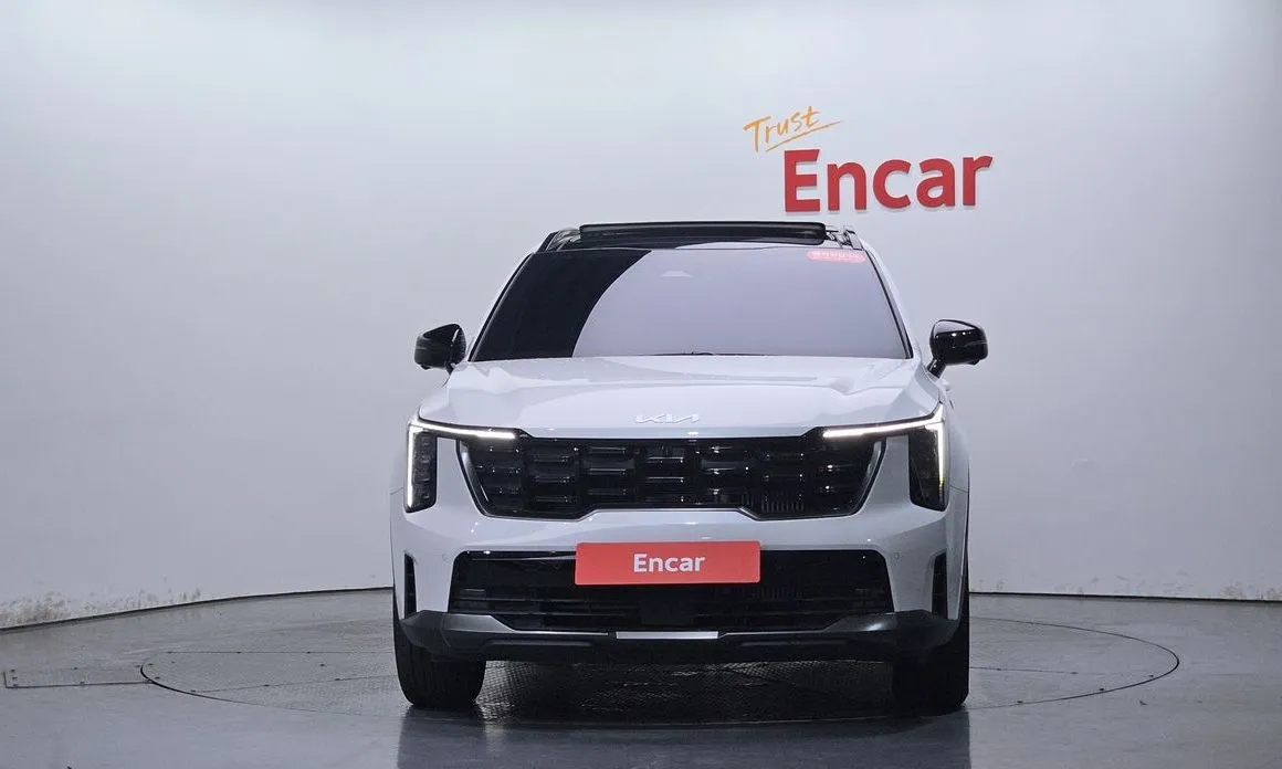 Kia Sorento — фото 8