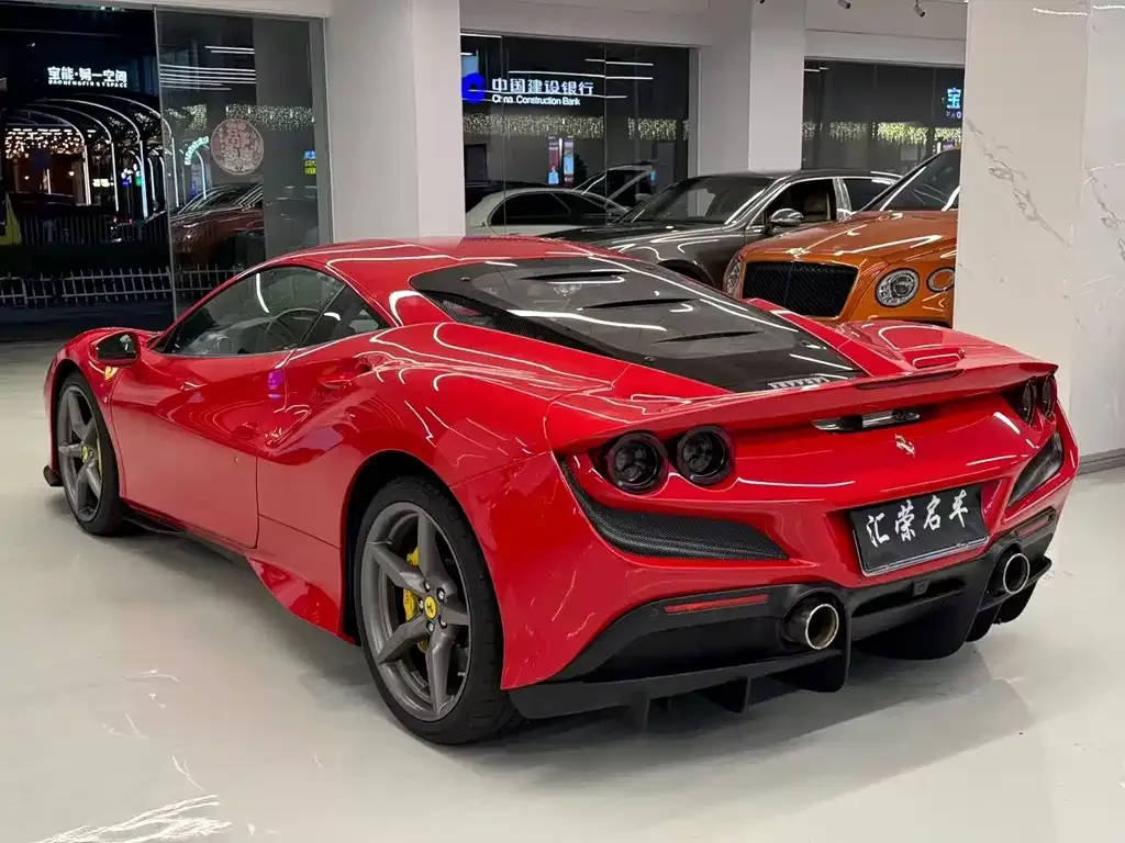 Ferrari F8 — фото 4