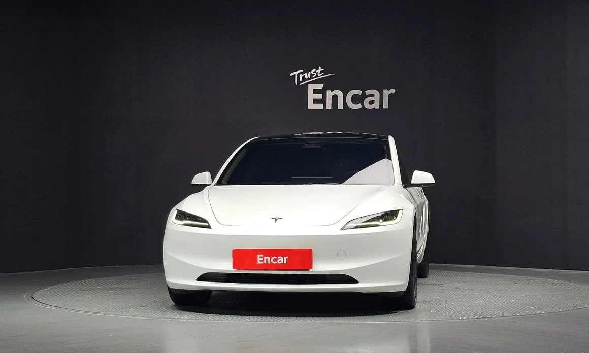 Tesla Model 3 — фото 3