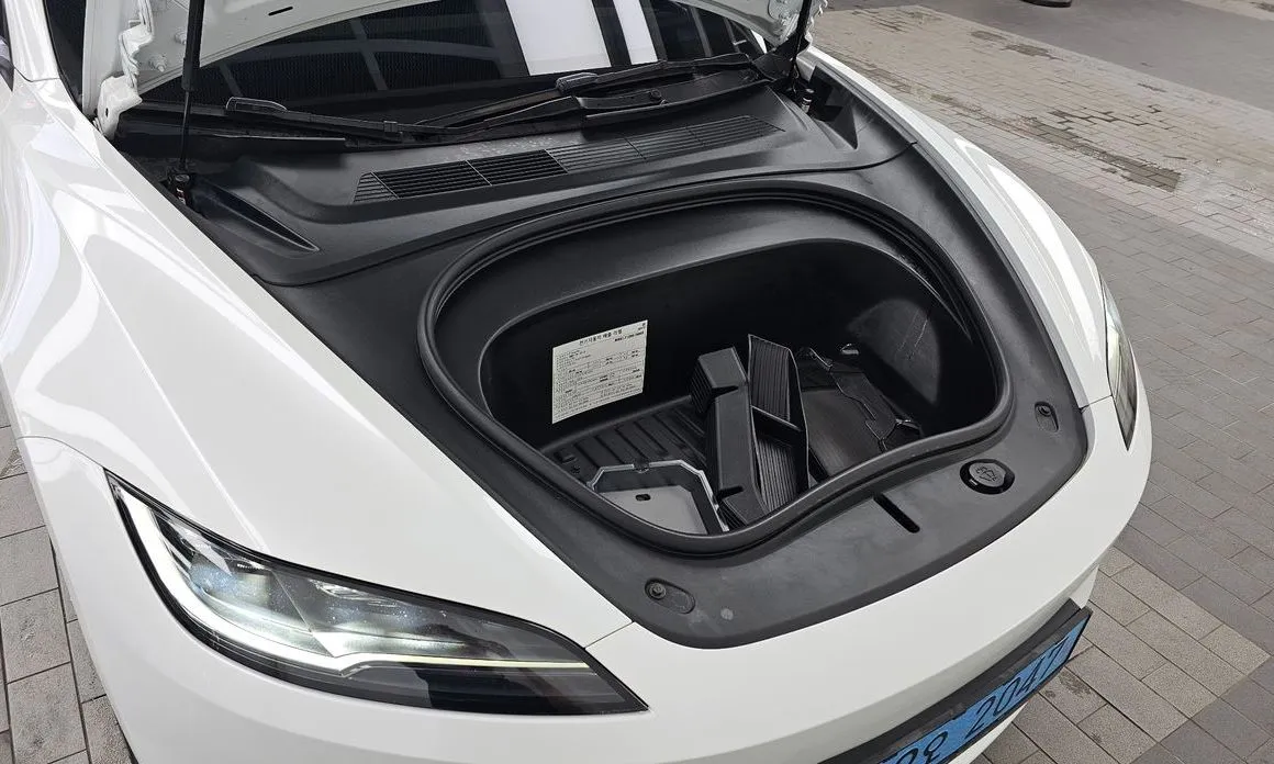 Tesla Model 3 — фото 8