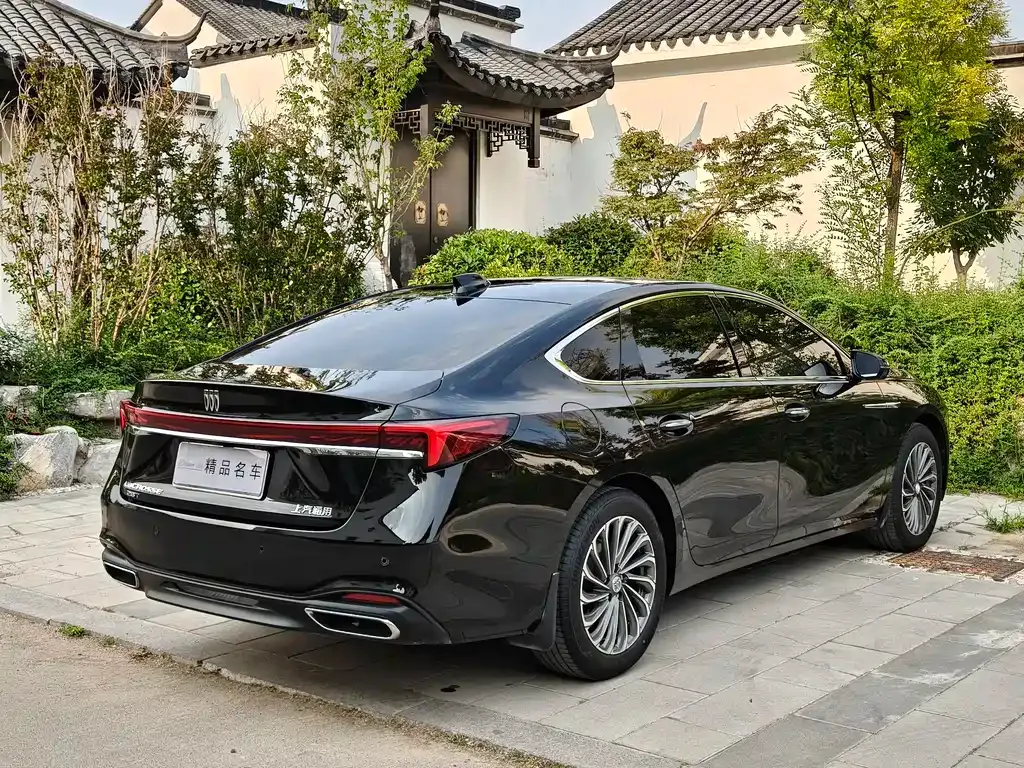 Buick LaCrosse — фото 6