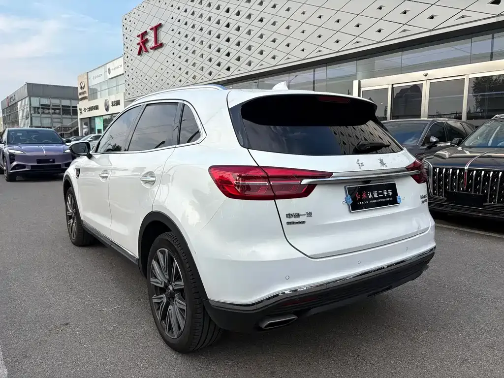 Hongqi HS5 — фото 2